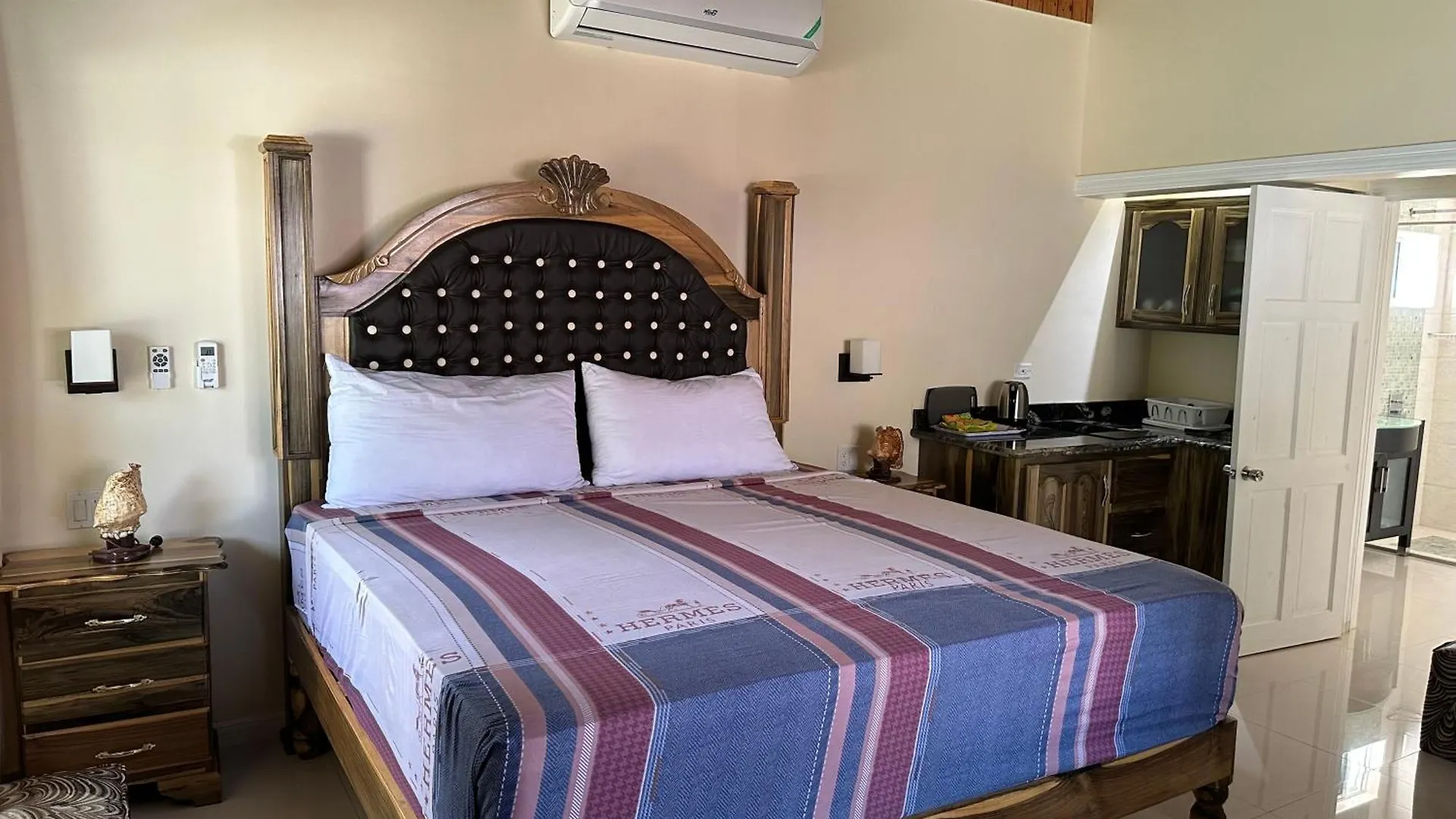 Hotel Yoga Dreams Negril